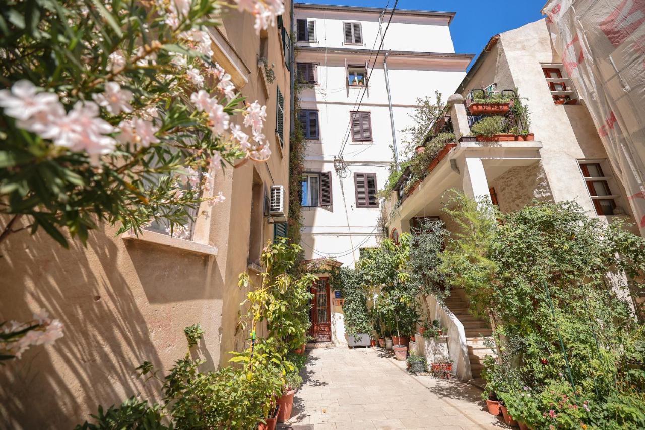 City Premium Rooms Old Town Zadar Buitenkant foto